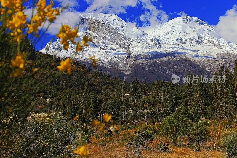 华萨兰山脉――秘鲁安第斯山脉的Cordillera - Huaraz, Ancash，秘鲁